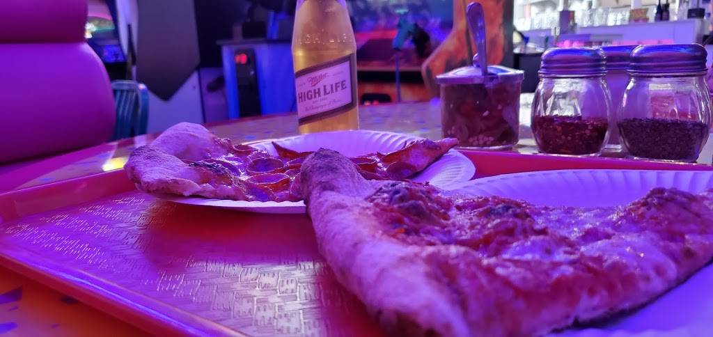 Game Over Pizza | restaurant | 7065 Sunset Blvd, Los Angeles, CA 90028, USA | 3233785076 OR +1 323-378-5076