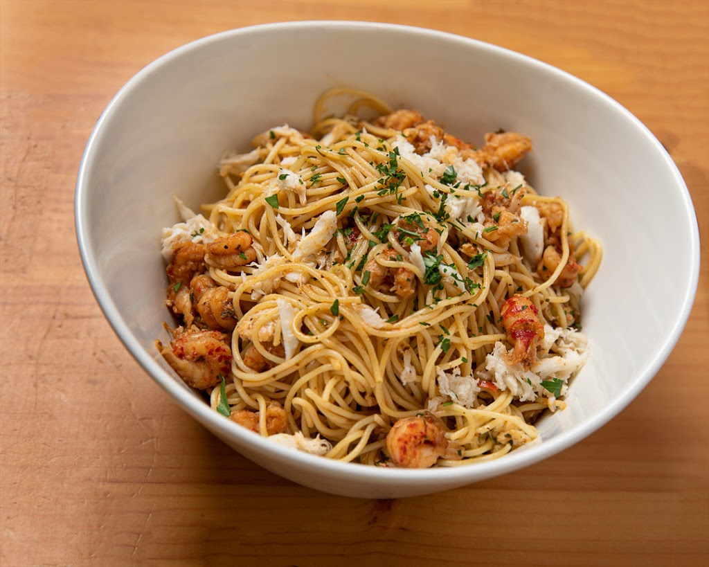 On French | restaurant | 18 N Dollins Ave, Orlando, FL 32805, USA | 8135108174 OR +1 813-510-8174