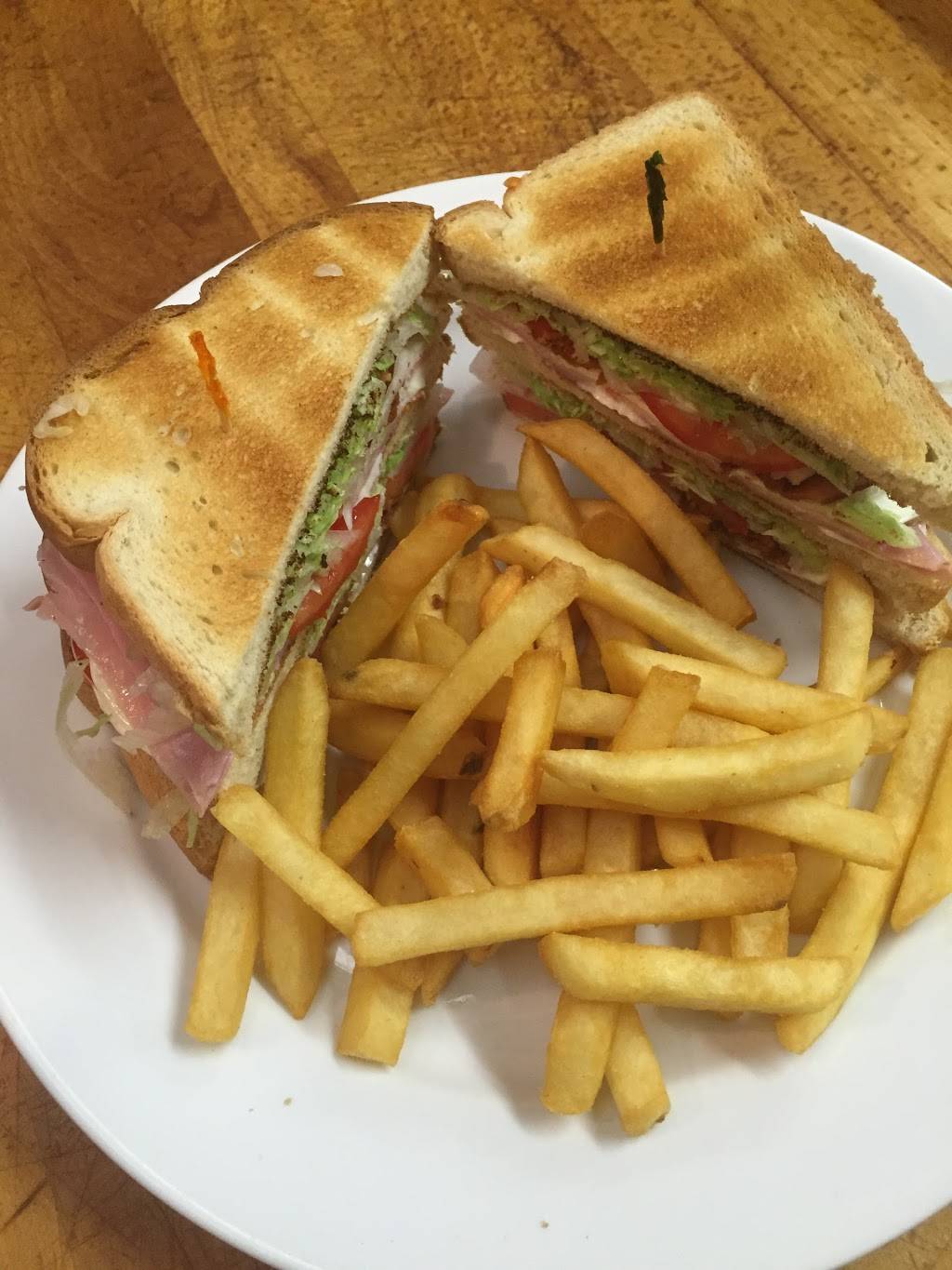 Two Cousins Pizza & Italian | restaurant | 37 W Main St, Mount Joy, PA 17552, USA | 7176538311 OR +1 717-653-8311