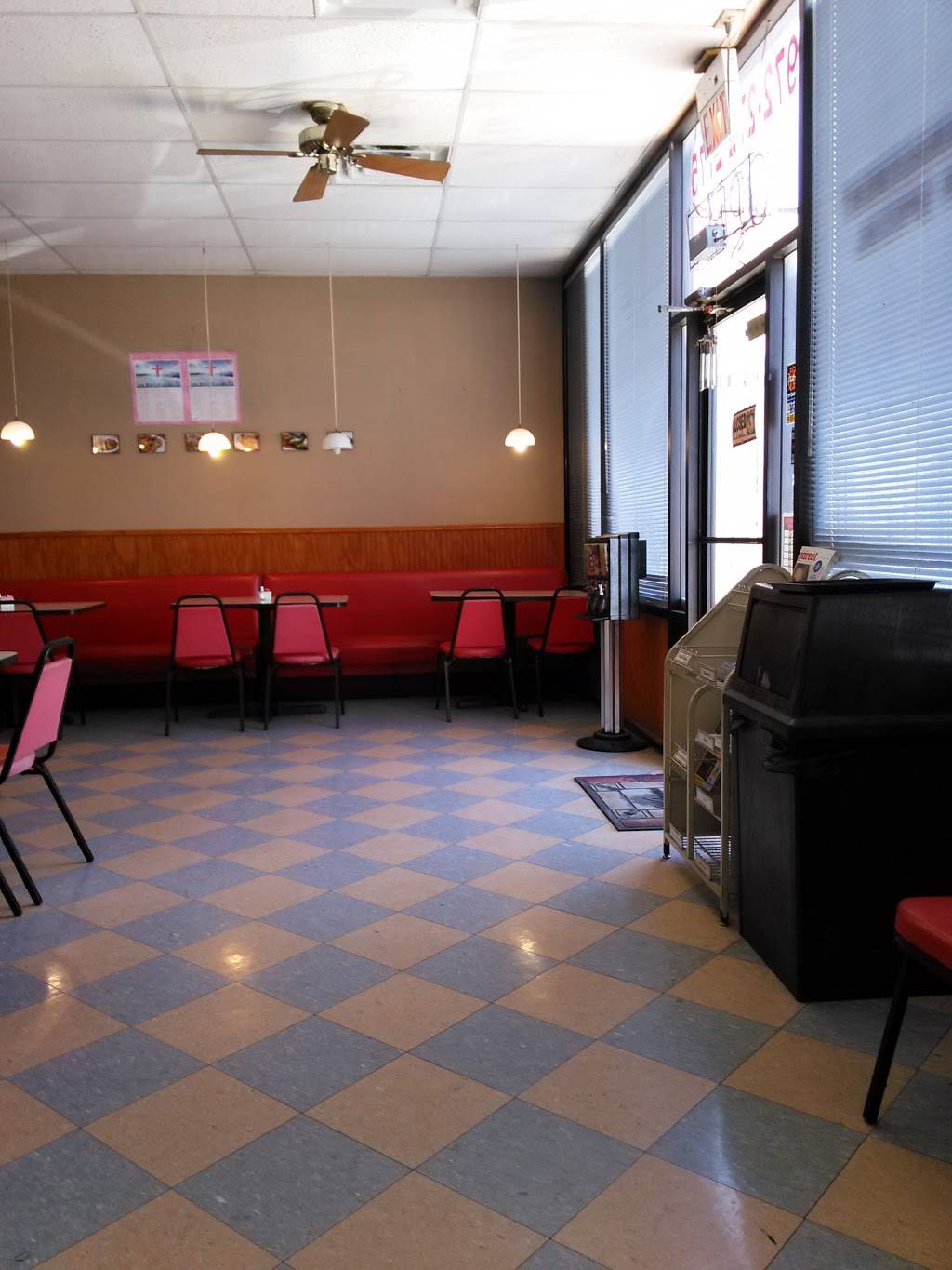 Uncle Wing Chinese Restaurant | restaurant | 107 N 1st St, Garland, TX 75040, USA | 9722722775 OR +1 972-272-2775