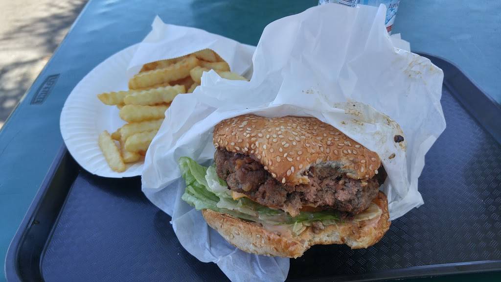 Nessy Burgers | restaurant | 3235 Old Hwy 395, Fallbrook, CA 92028, USA | 7607121497 OR +1 760-712-1497