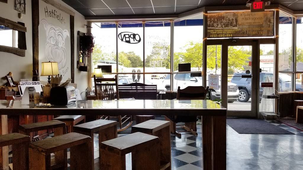 Hatfields Goode Grub | restaurant | 16700 Lorain Ave, Cleveland, OH 44111, USA | 2164171056 OR +1 216-417-1056