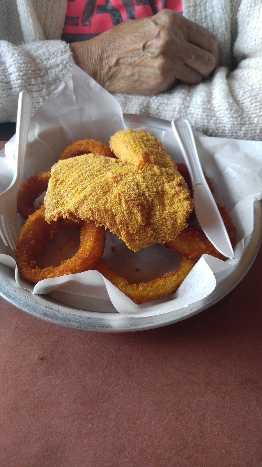 Urban Crawfish | restaurant | 670 Quince Orchard Rd, Gaithersburg, MD 20878, USA | 2404745302 OR +1 240-474-5302