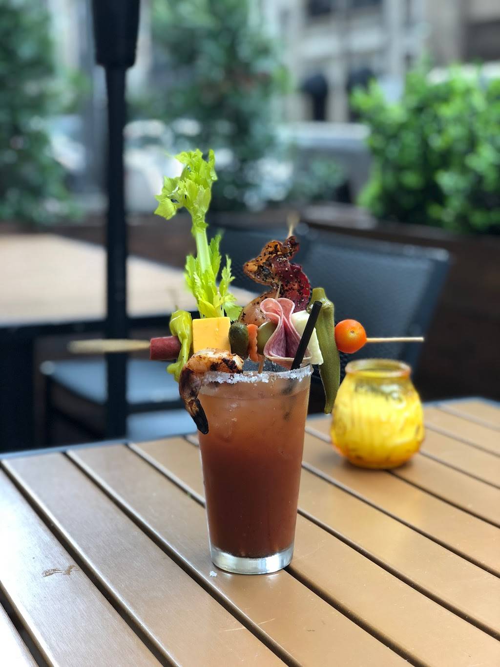 Frankies Downtown | restaurant | 1303 Main St, Dallas, TX 75202, USA | 2147411919 OR +1 214-741-1919