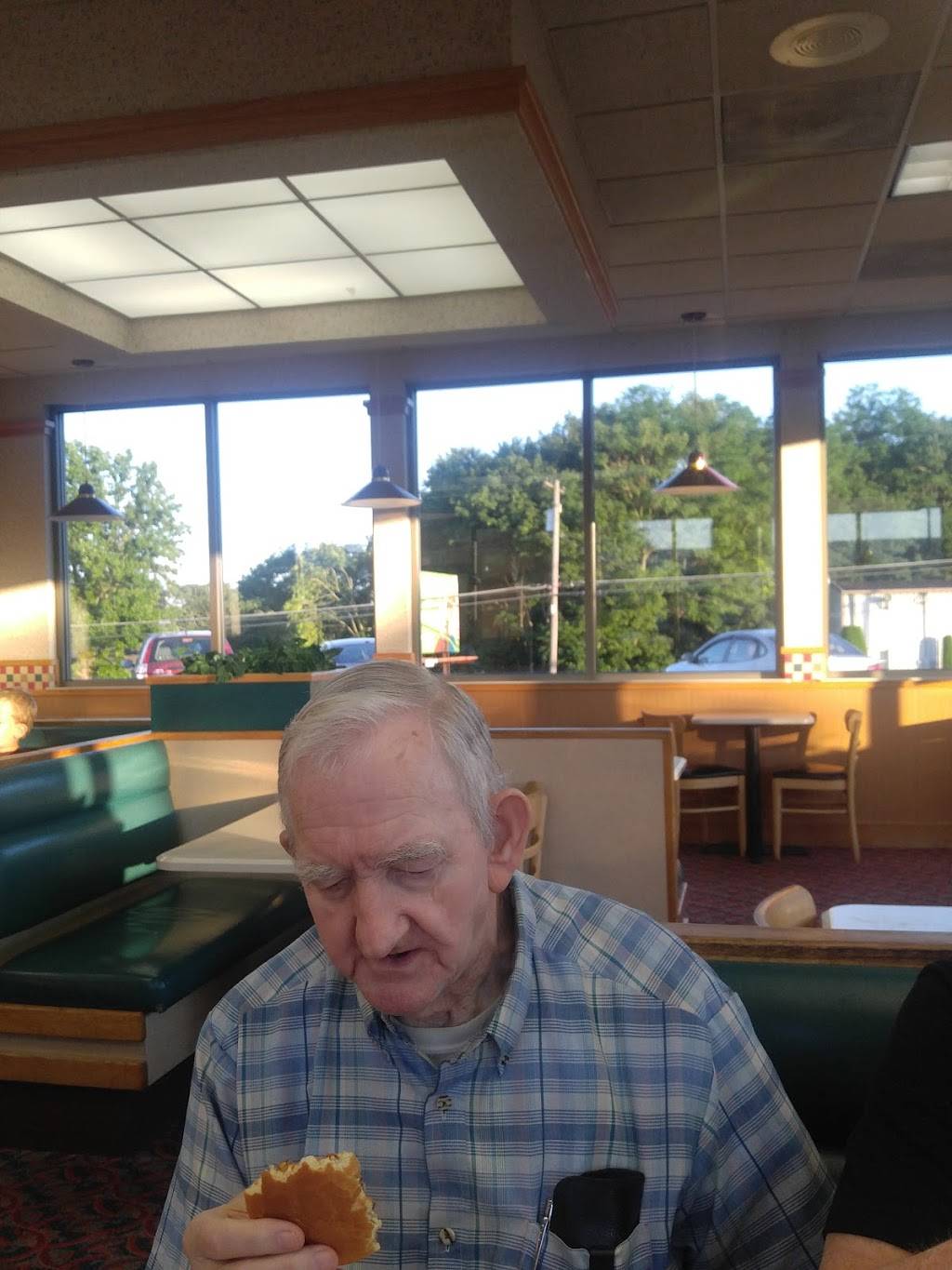 Wendys | restaurant | 871 Lincoln Way W, Chambersburg, PA 17202, USA | 7177090324 OR +1 717-709-0324