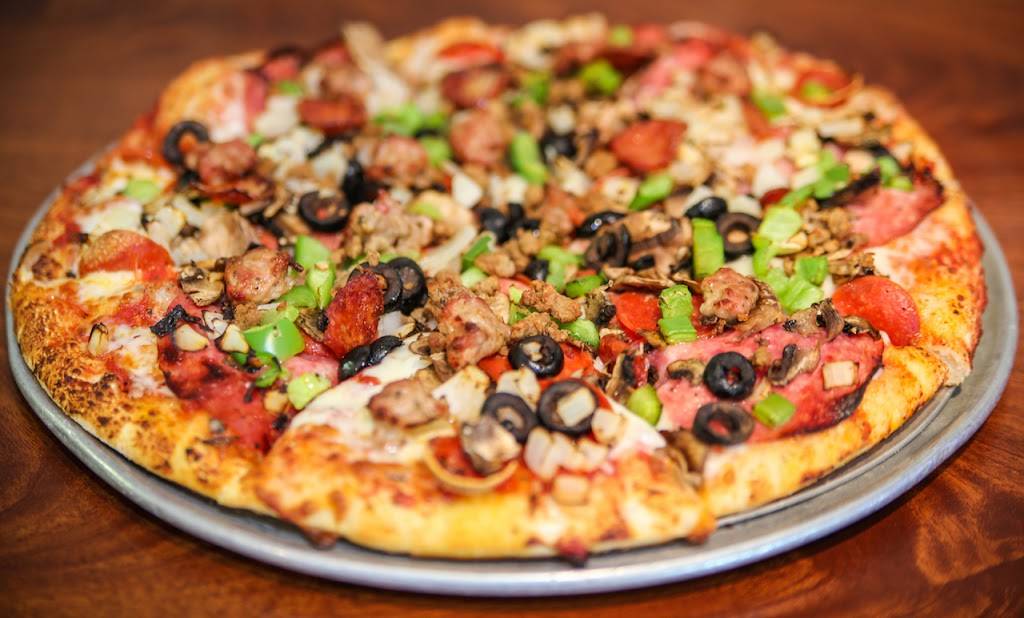 Miner Moes Pizza | restaurant | 102 Argall Way, Nevada City, CA 95959, USA | 5302650284 OR +1 530-265-0284
