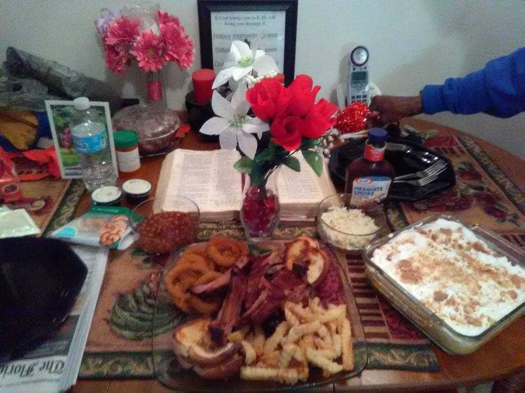 Popeyes Louisiana Kitchen | restaurant | 1833 Kings Rd, Jacksonville, FL 32209, USA | 9043534071 OR +1 904-353-4071