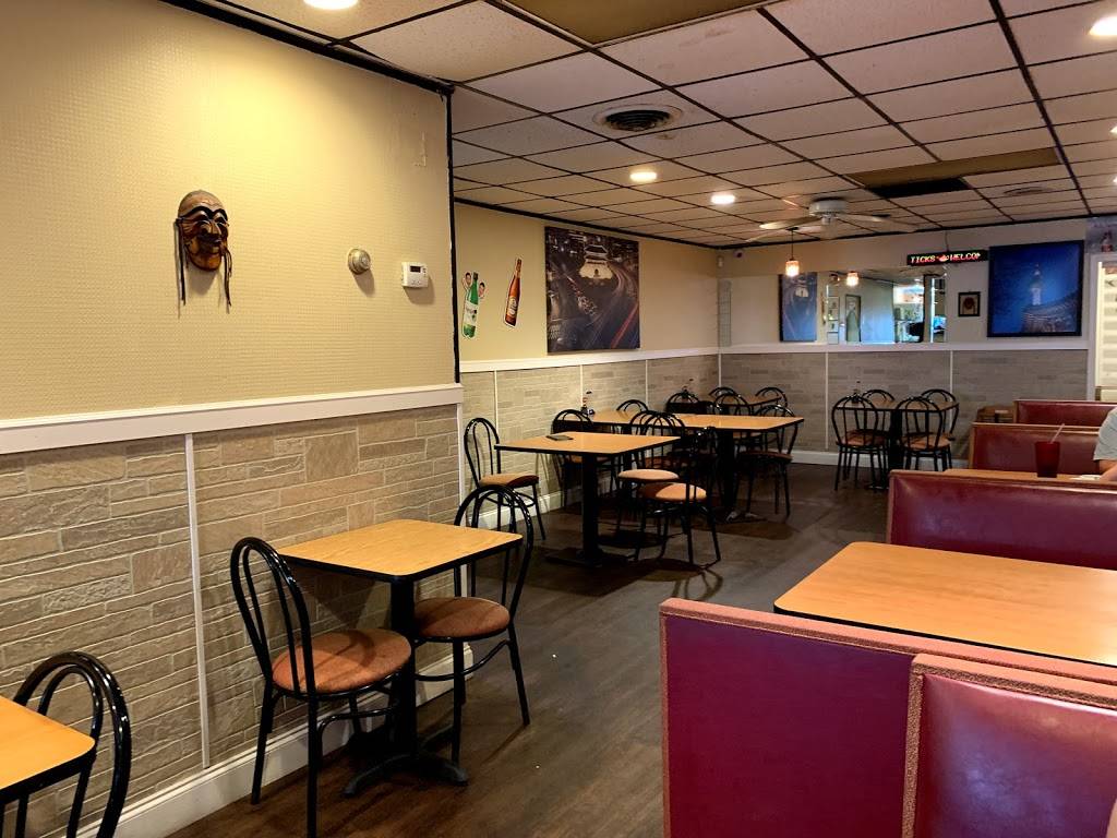 Golden Chopsticks | restaurant | 3846 St Marys Rd, Columbus, GA 31906, USA | 7066891644 OR +1 706-689-1644