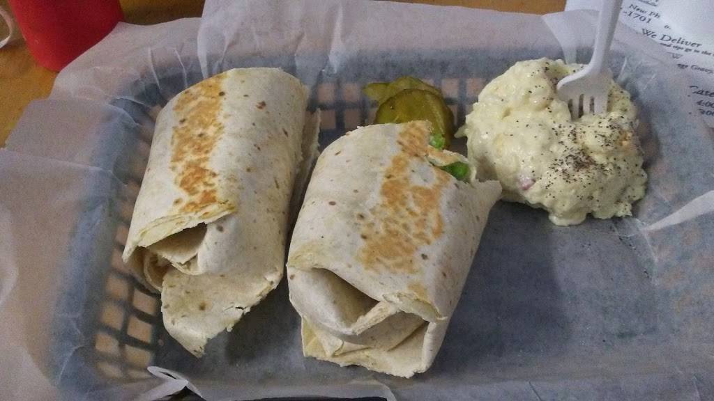 Dannys Hot Dogs | restaurant | 1007 Kempsville Rd, Norfolk, VA 23502, USA | 7574611701 OR +1 757-461-1701