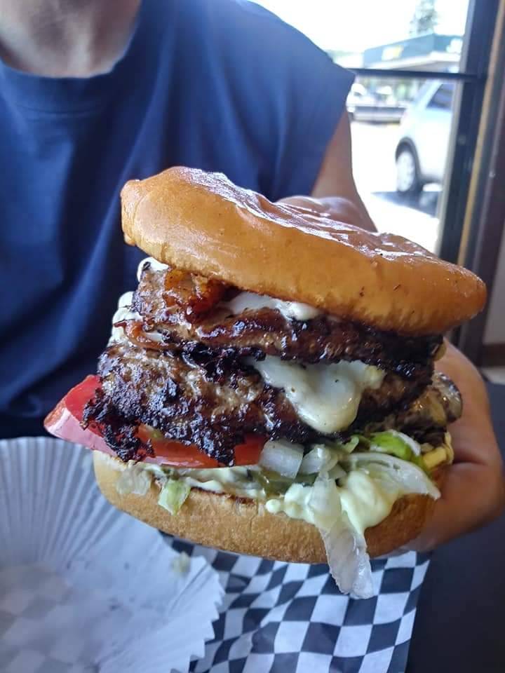 Bears Den | restaurant | 301 W Simpson Ave, McCleary, WA 98557, USA | 3604953822 OR +1 360-495-3822