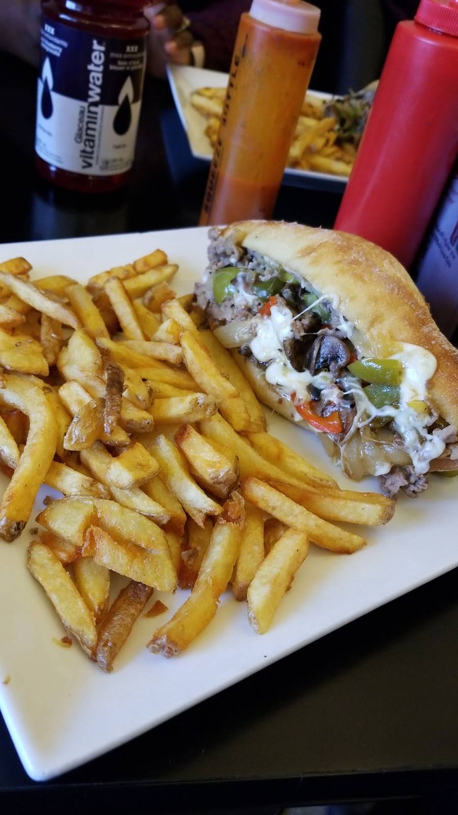 Philadelphia Kitchen | restaurant | 281 Broadway, Orangeville, ON L9W 1L2, Canada | 5199388970 OR +1 519-938-8970