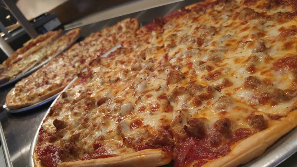 Gallaghers Pizza - East Green Bay | restaurant | 1927 S Webster Ave, Green Bay, WI 54301, USA | 9203215555 OR +1 920-321-5555