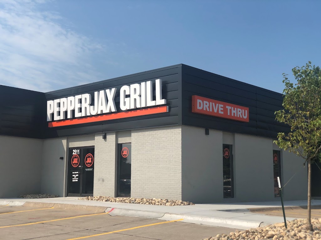 PepperJax Grill | restaurant | 2511 S 48th St, Lincoln, NE 68506, USA | 4023187096 OR +1 402-318-7096