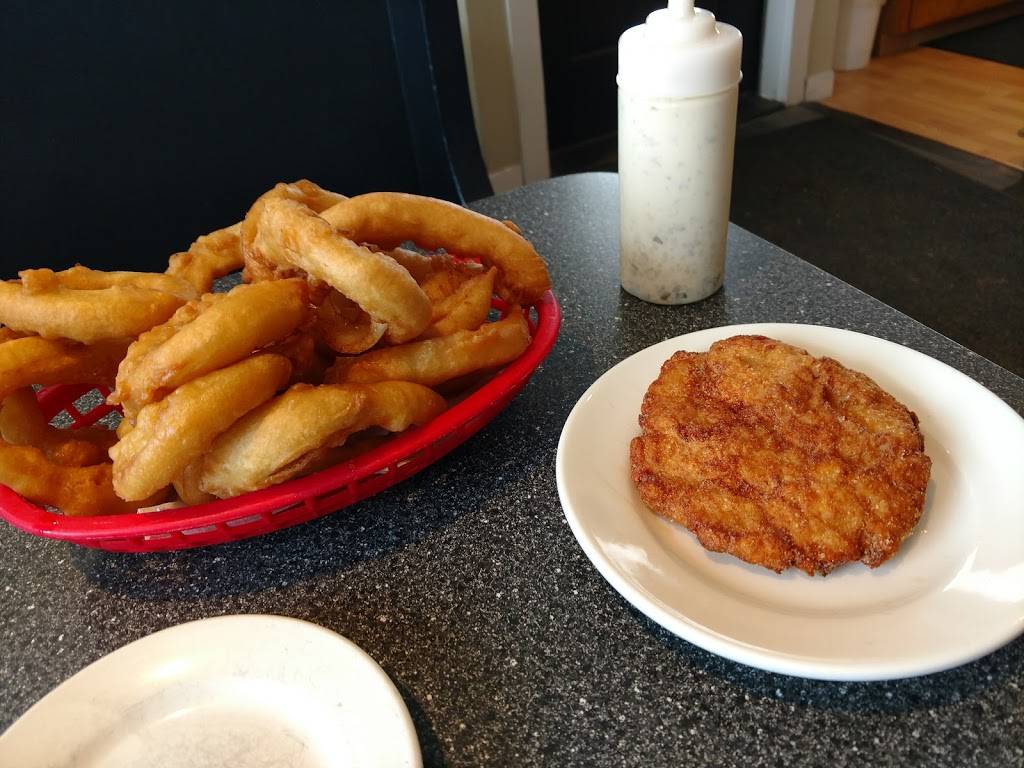 Huots Seafood Restaurant | restaurant | 29 Eastern Avenue, Camp Ellis Beach, Saco, ME 04072, USA | 2072821642 OR +1 207-282-1642