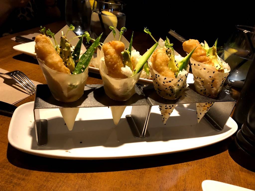 JOEY Southcenter | restaurant | 758 Southcenter Mall, Tukwila, WA 98188, USA | 2068356397 OR +1 206-835-6397