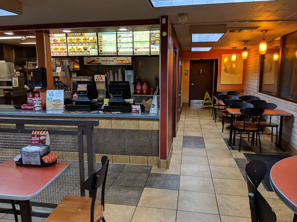 Jack in the Box | restaurant | 3111 E Chapman Ave, Orange, CA 92869, USA | 7145325029 OR +1 714-532-5029