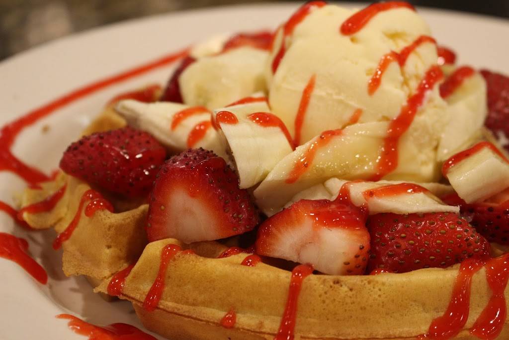 Bloomingdale Cafe | restaurant | 24W507 Lake St, Roselle, IL 60172, USA | 6303512225 OR +1 630-351-2225