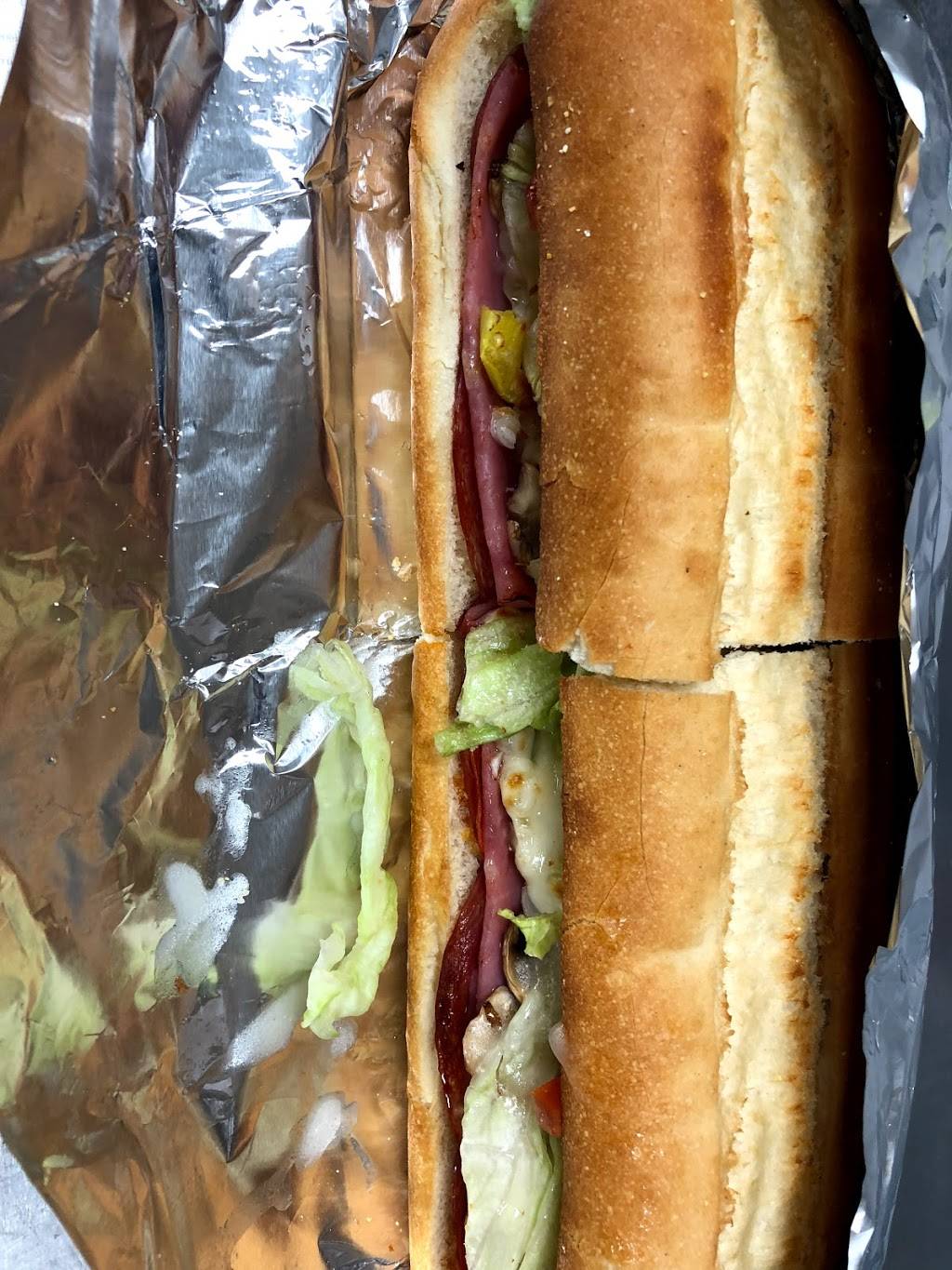 Crenos Pizza East | restaurant | 2005 Chandlersville Rd, Zanesville, OH 43701, USA | 7404559915 OR +1 740-455-9915