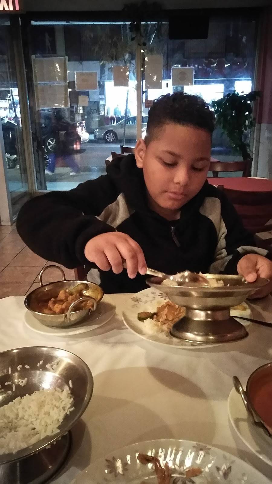 Bombay Curry | restaurant | 525 Nostrand Ave, Brooklyn, NY 11216, USA | 7184842475 OR +1 718-484-2475