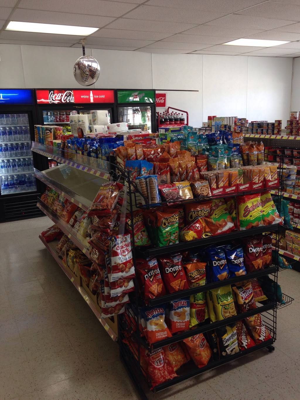 Rooster On 50th Food Mart | meal takeaway | 2818 N 50th St, Fort Smith, AR 72904, USA | 4794343525 OR +1 479-434-3525