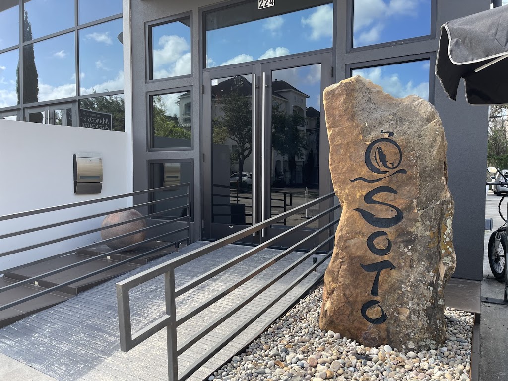 Soto | restaurant | 224 Westheimer Rd, Houston, TX 77006, USA | 7134854514 OR +1 713-485-4514