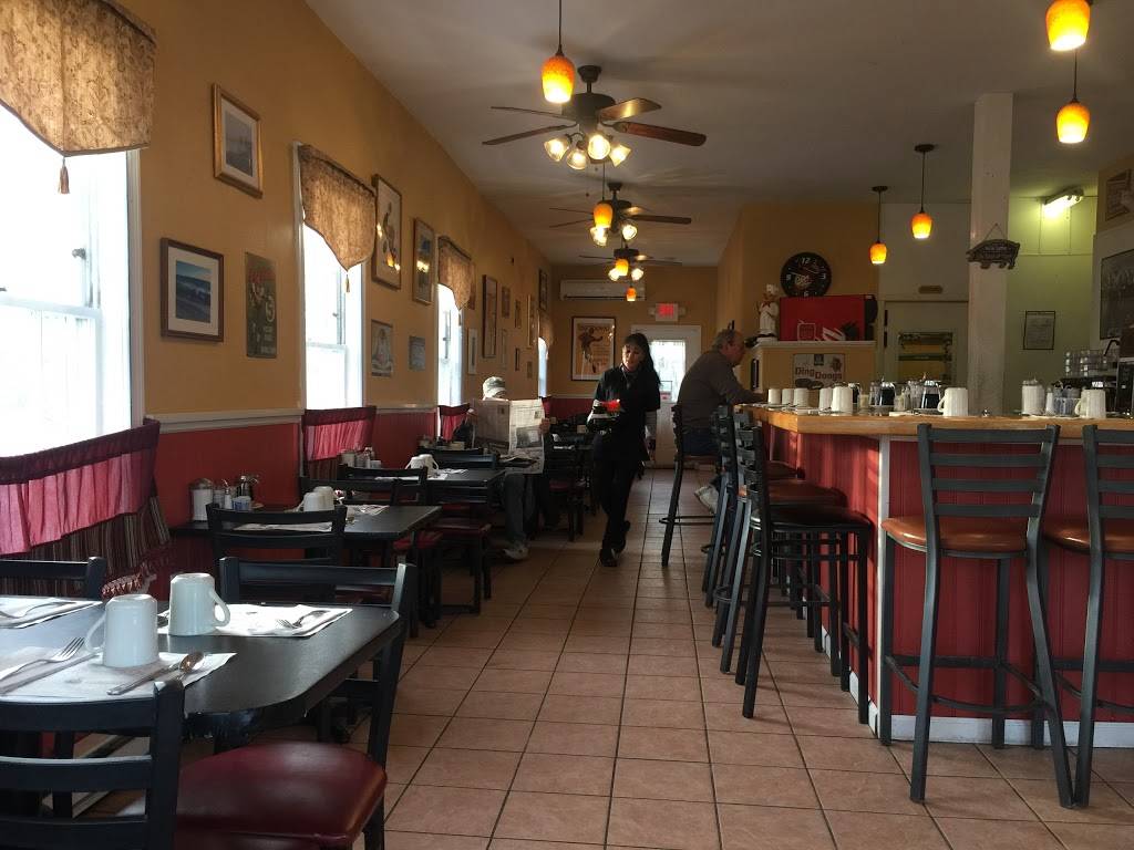 Ruggies Breakfast and Lunch | restaurant | 707 Main St, Harwich, MA 02645, USA | 5084320625 OR +1 508-432-0625