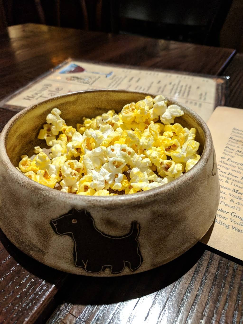 The Hounds Tale | restaurant | 515 Prince George St, Williamsburg, VA 23185, USA | 7572216678 OR +1 757-221-6678