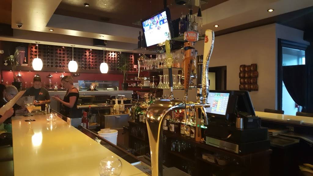 emBargo | night club | 453 Main St, Hyannis, MA 02601, USA | 5087719700 OR +1 508-771-9700