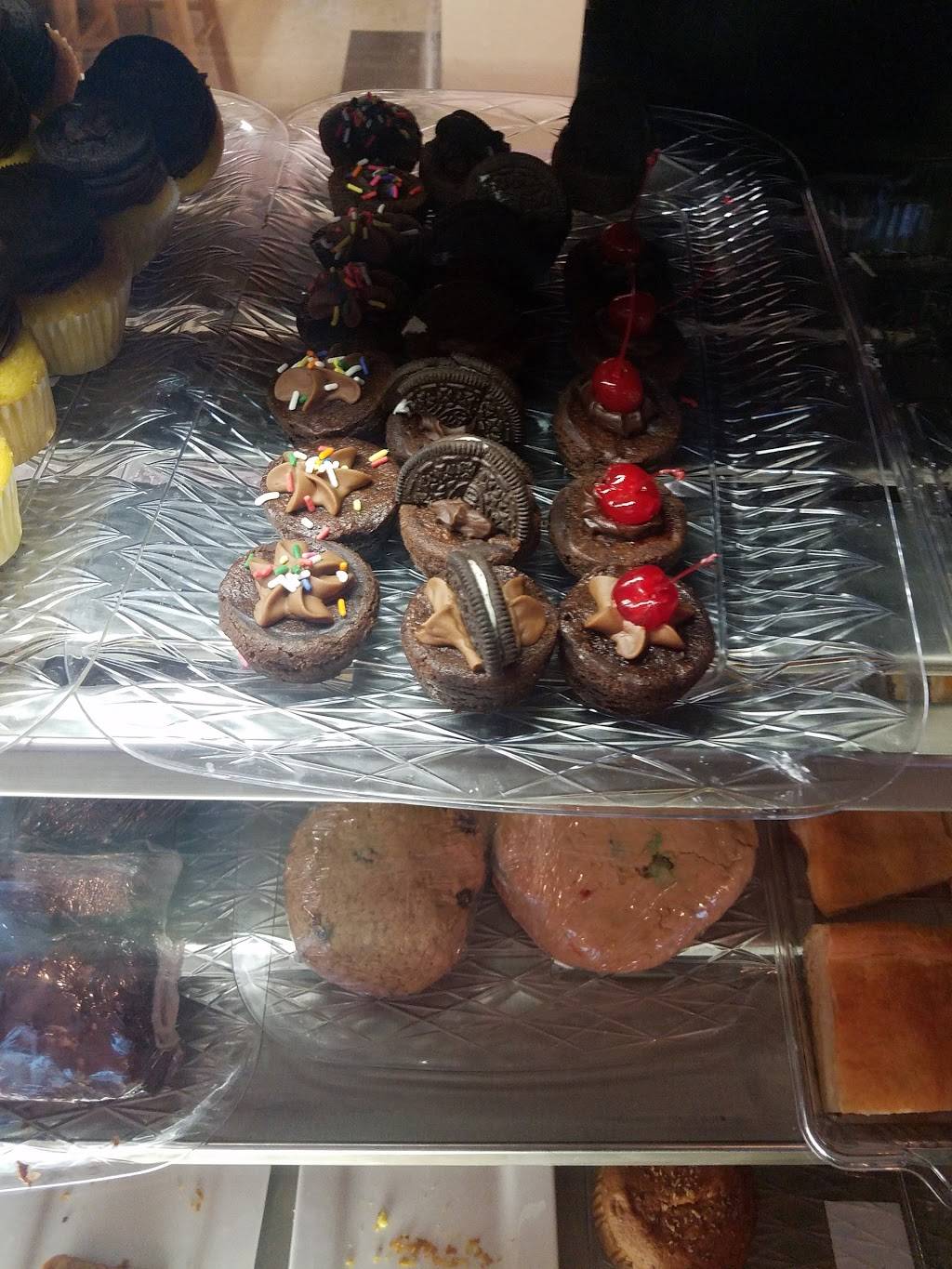 Steves Pizza | restaurant | 7242 W Touhy Ave, Chicago, IL 60631, USA | 7737742676 OR +1 773-774-2676