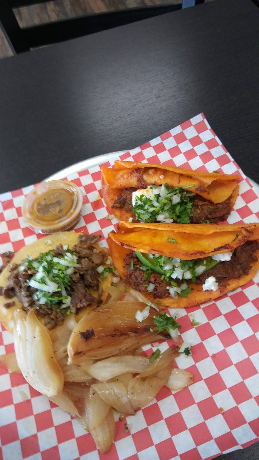 Tacos Poncitlan | restaurant | 5467, 2291 Lincoln Ave, Altadena, CA 91001, USA | 6263980439 OR +1 626-398-0439