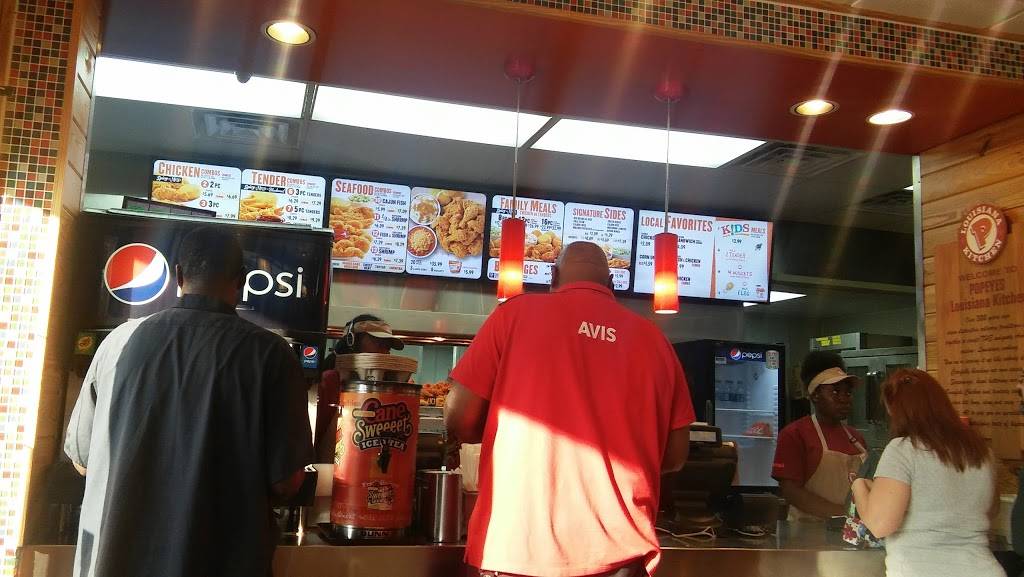 Popeyes Louisiana Kitchen | restaurant | Square Shop Ctr, 2612 Annapolis Rd, Severn, MD 21144, USA | 4105518838 OR +1 410-551-8838