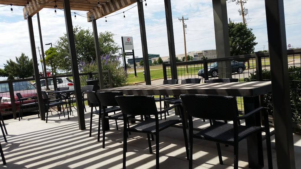 Starbucks | cafe | 5800 W Memorial Rd, Oklahoma City, OK 73142, USA | 4057226189 OR +1 405-722-6189