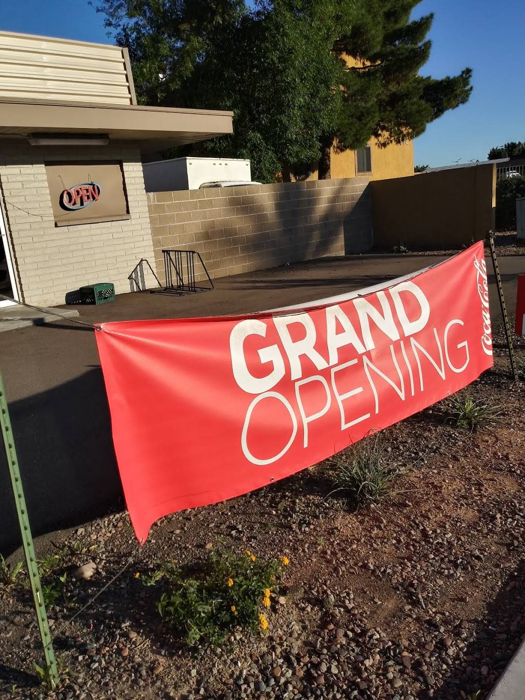 Denny DeVitos Pizza & Subs | restaurant | 6147 N 59th Ave, Glendale, AZ 85301, USA | 6233743095 OR +1 623-374-3095