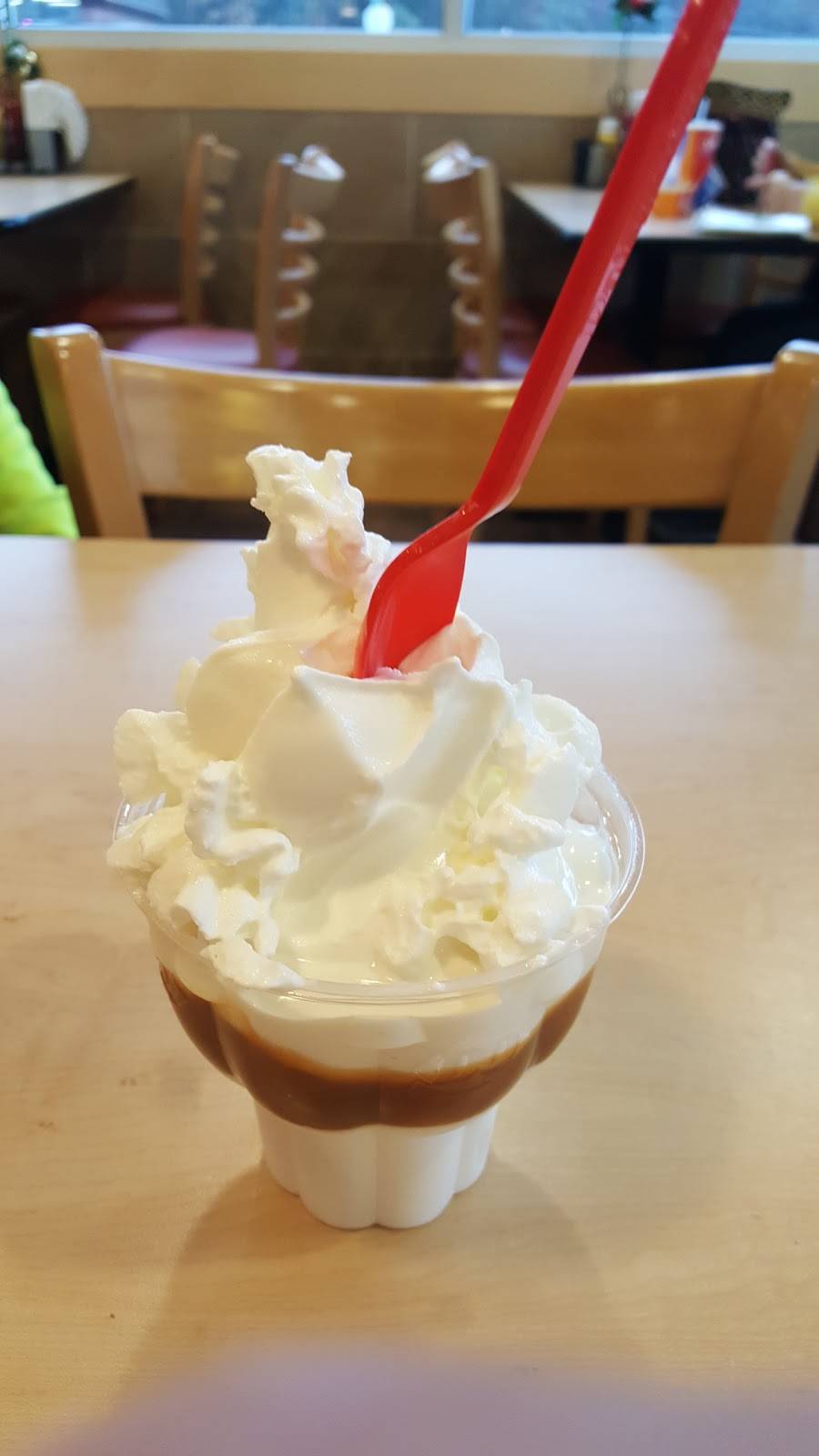 Dairy Queen Grill & Chill | restaurant | 21 N Main St, Bellingham, MA 02019, USA | 5089660461 OR +1 508-966-0461