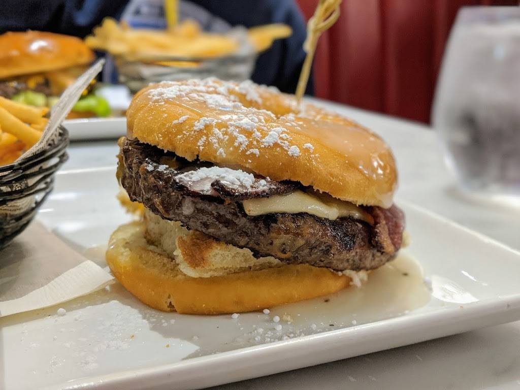 Sugar Factory | restaurant | 8371 International Dr #70, Orlando, FL 32819, USA | 4072707082 OR +1 407-270-7082