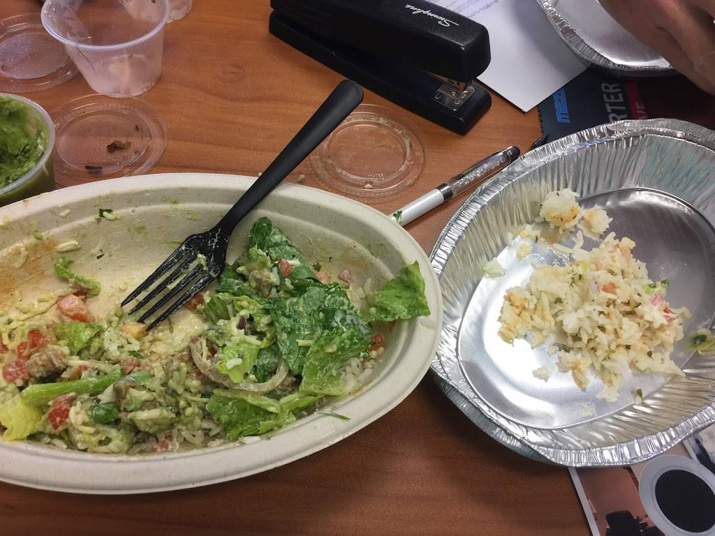 Chipotle Mexican Grill | restaurant | 3317 Daniels Rd Ste 102, Winter Garden, FL 34787, USA | 4076544415 OR +1 407-654-4415