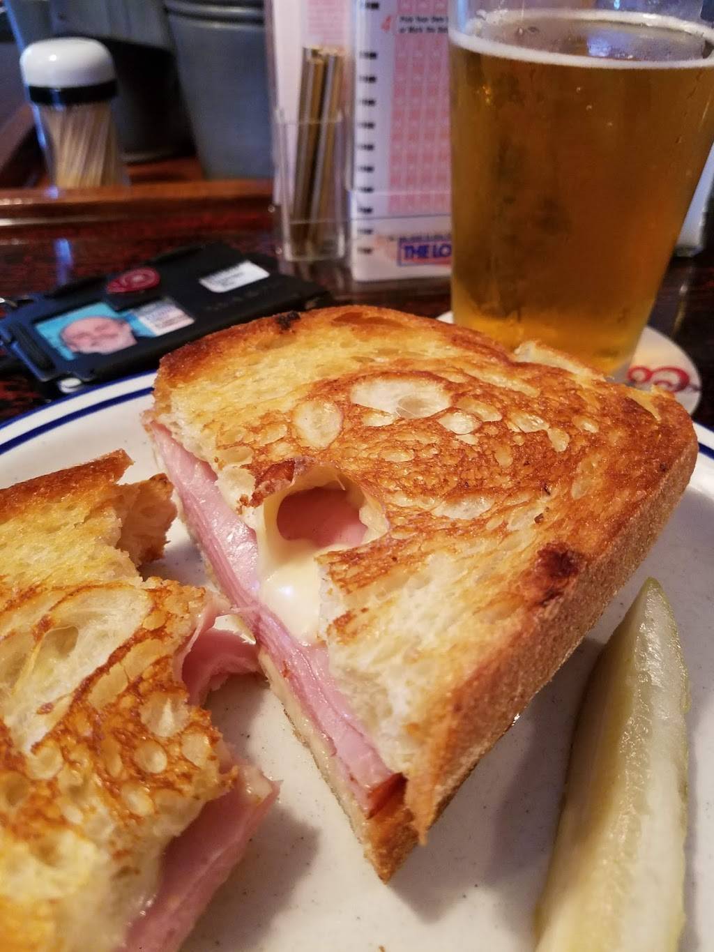 Willow st Tavern | restaurant | 477 Yarmouth Rd, Hyannis, MA 02601, USA | 7744705834 OR +1 774-470-5834