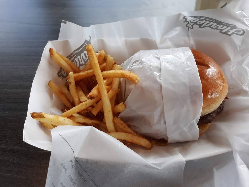 Hardees | restaurant | 1510 SW Tradition Dr, Ankeny, IA 50023, USA | 5152897853 OR +1 515-289-7853