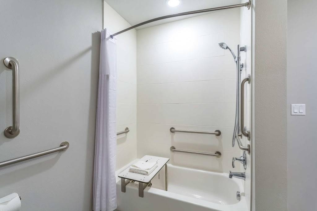 Comfort Inn & Suites Salt Lake City Airport | restaurant | 202 North Jimmy Doolittle Rd, Salt Lake City, UT 84116, USA | 8017833165 OR +1 801-783-3165