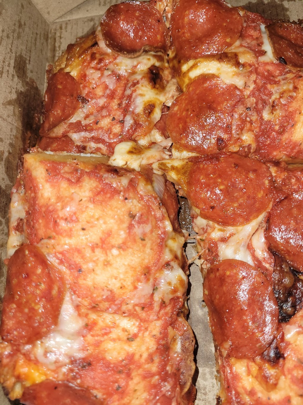 Little Caesars Pizza | meal takeaway | 812 Military Parkway, Benton, AR 72015, USA | 5017762434 OR +1 501-776-2434