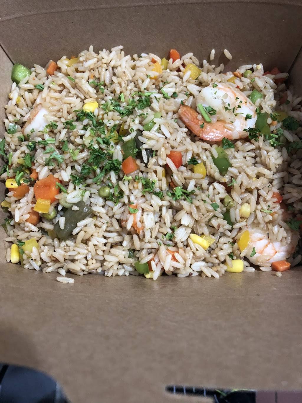 Eat Fish Restaurant | restaurant | 3896 Main St, Bridgeport, CT 06606, USA | 2037249000 OR +1 203-724-9000