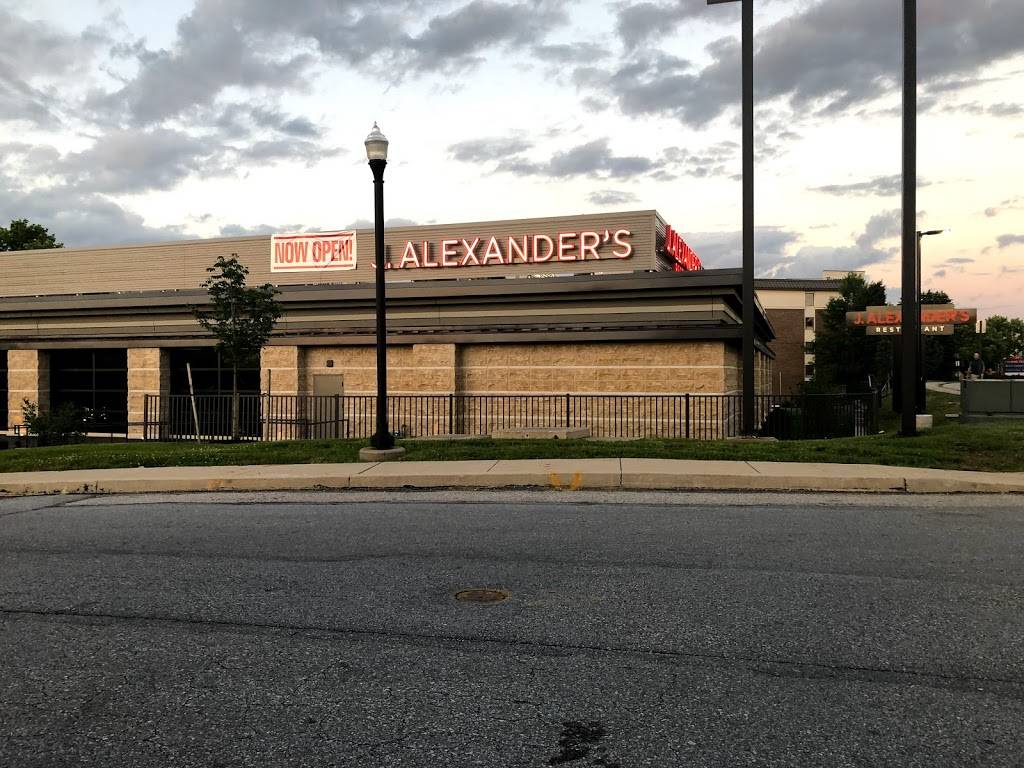 J. Alexanders Restaurant | restaurant | 256 Mall Blvd, King of Prussia, PA 19406, USA | 4843222000 OR +1 484-322-2000