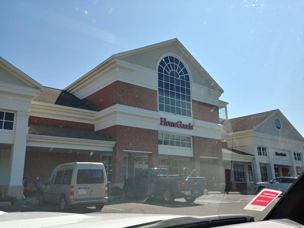 Southbury Green | shopping mall | 775 Main St S, Southbury, CT 06488, USA | 2036355560 OR +1 203-635-5560