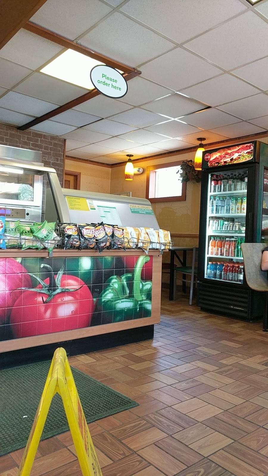Subway | restaurant | 1115 Main St, Holden, MA 01520, USA | 5088299365 OR +1 508-829-9365