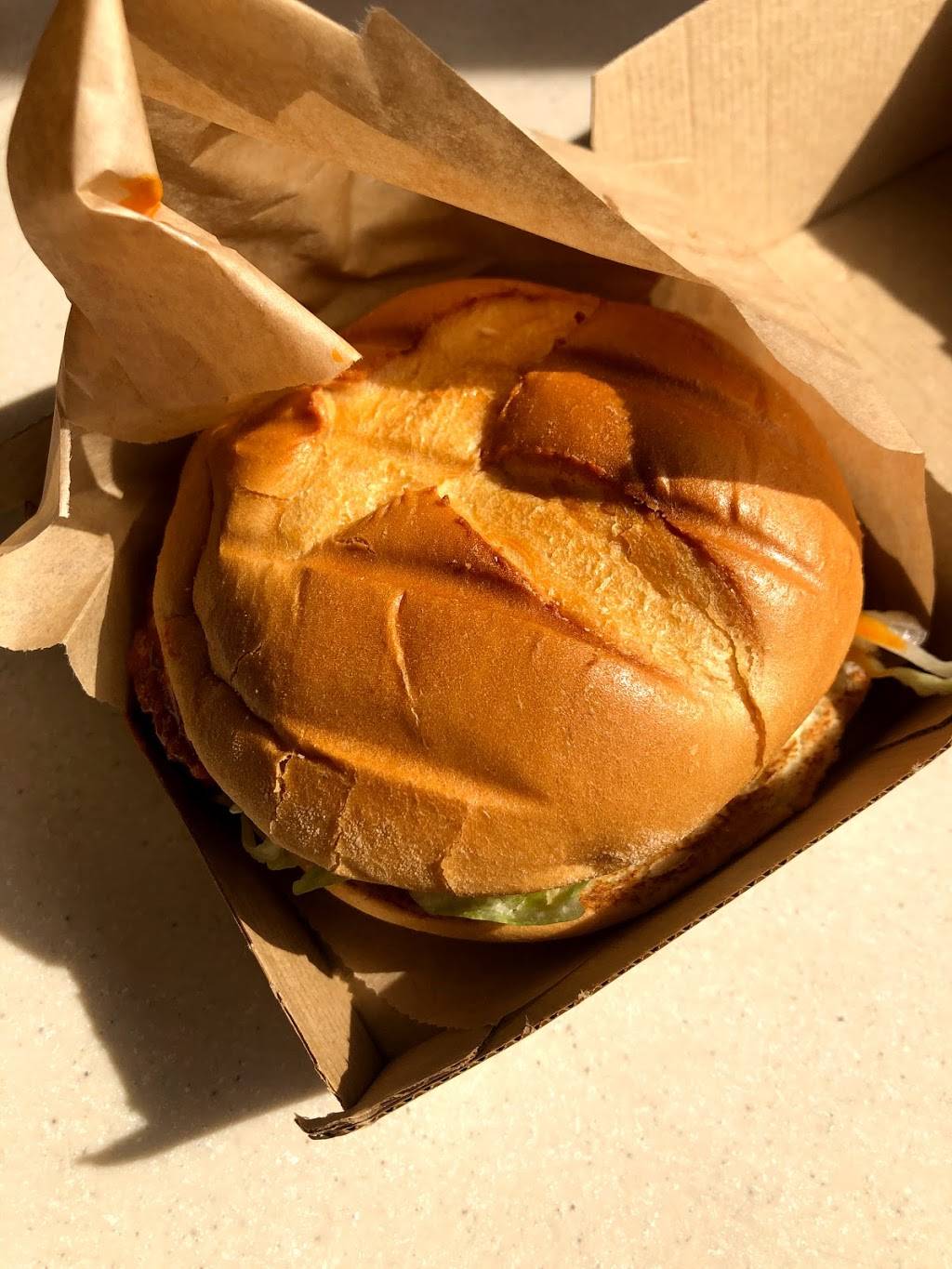 Arbys | restaurant | 490 N Elm St, Haughton, LA 71037, USA | 3183909712 OR +1 318-390-9712