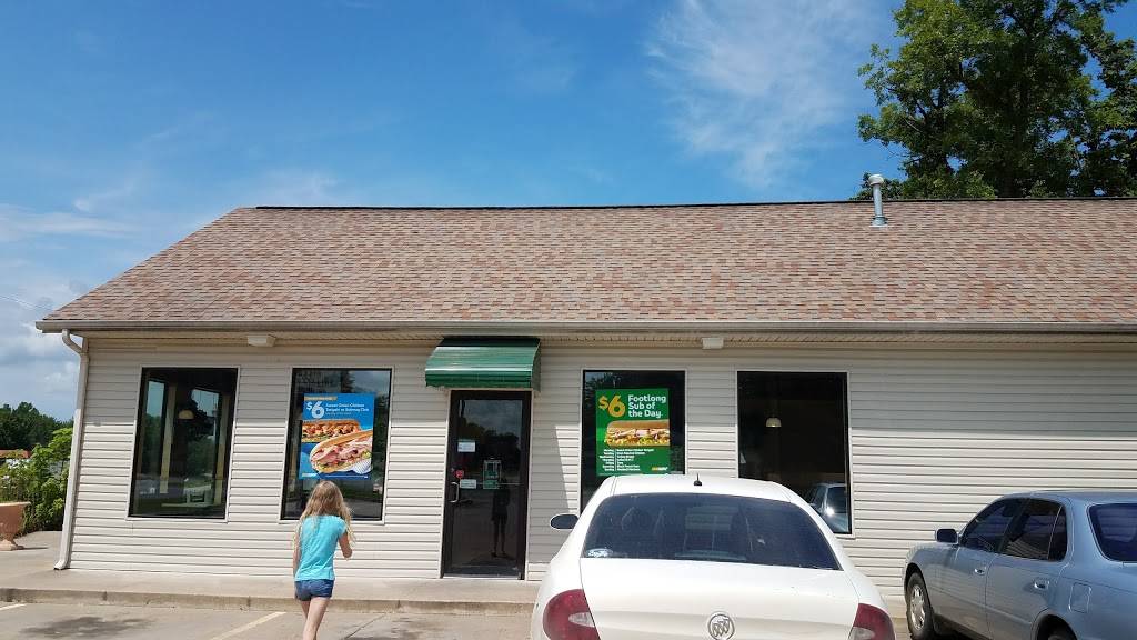 Subway | restaurant | 219 E Layton St, Chelsea, OK 74016, USA | 9187892460 OR +1 918-789-2460