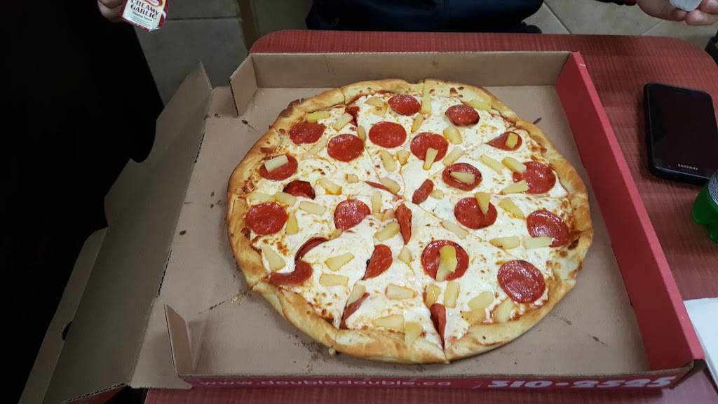 Double Double Pizza & Chicken | restaurant | 2829 Kingston Rd, Scarborough, ON M1M 1N2, Canada | 4165516769 OR +1 416-551-6769