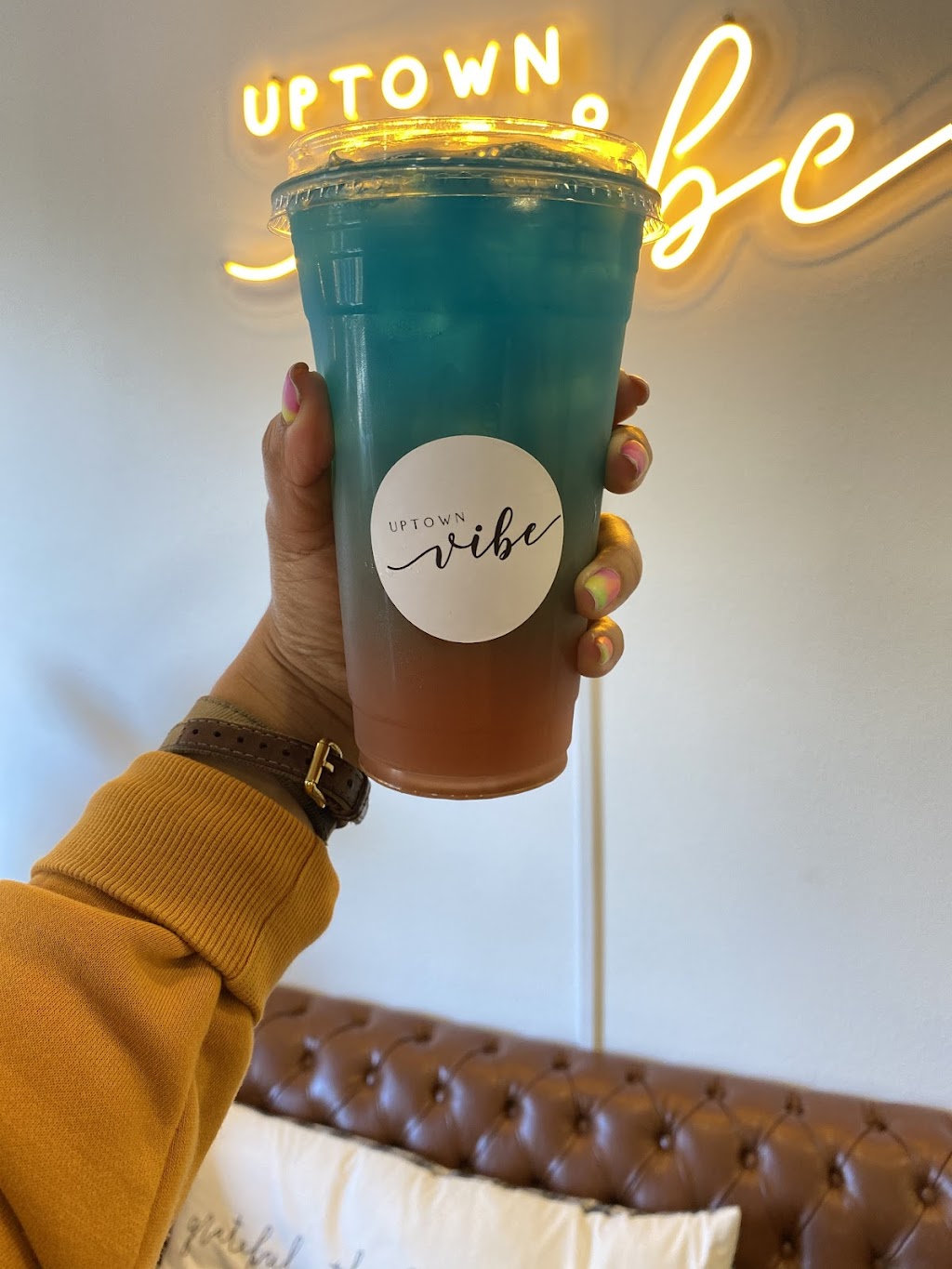 Uptown Vibe | restaurant | 7203 Greenleaf Ave Suite C, Whittier, CA 90602, USA | 5625610796 OR +1 562-561-0796