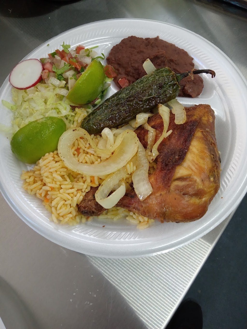 Pupuseria Santa Elena y Mas | restaurant | 2157 Gaston Pl Dr, Austin, TX 78723, USA | 5127705653 OR +1 512-770-5653