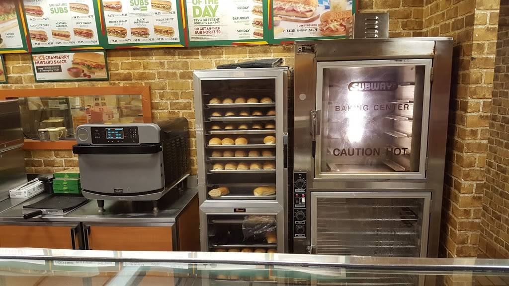 Subway | restaurant | 2654 Old Galax Pike, Hillsville, VA 24343, USA | 2767280110 OR +1 276-728-0110